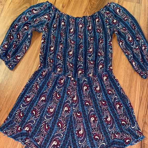 AE Women’s Romper Size L - Picture 5 of 5